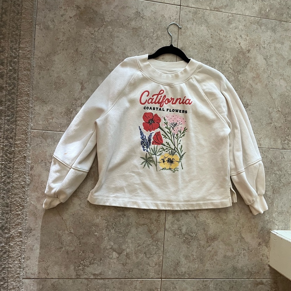 Old Navy Cream Oversized Sweatshirt Long Sleeve